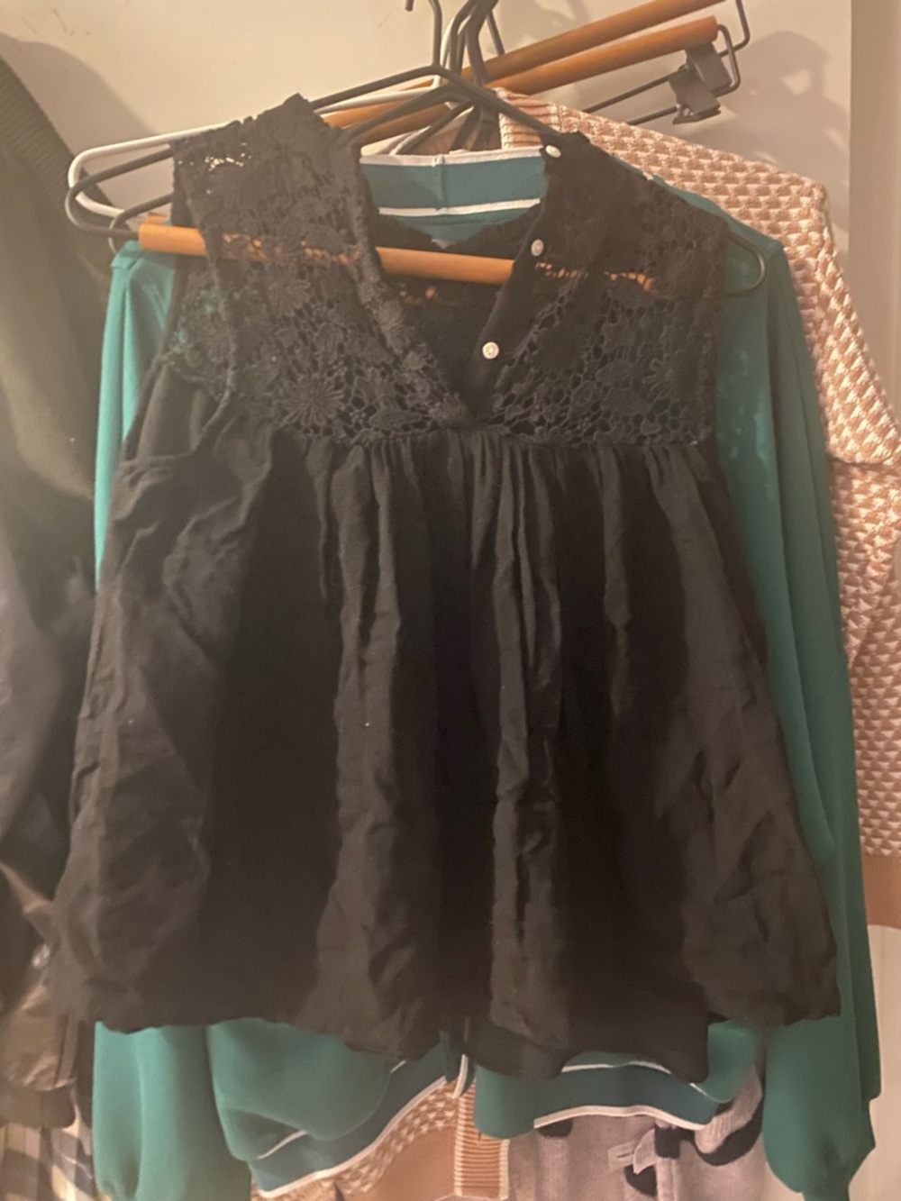 Zara Black Crochet Yoke Sleeveless Camisole - Size Small - Picture 4 of 4